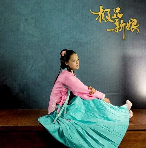 极品新娘发布会视频,华丽揭幕，璀璨星光闪耀现场