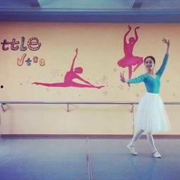 村居舞蹈视频,乐享生活——村居舞蹈风采展示